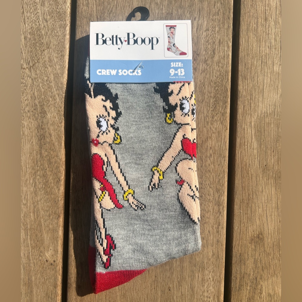 Betty Boop Crew Mid Calf Adult Full Toe Socks Novelty Gift OSFM 1 Pair Gray Red